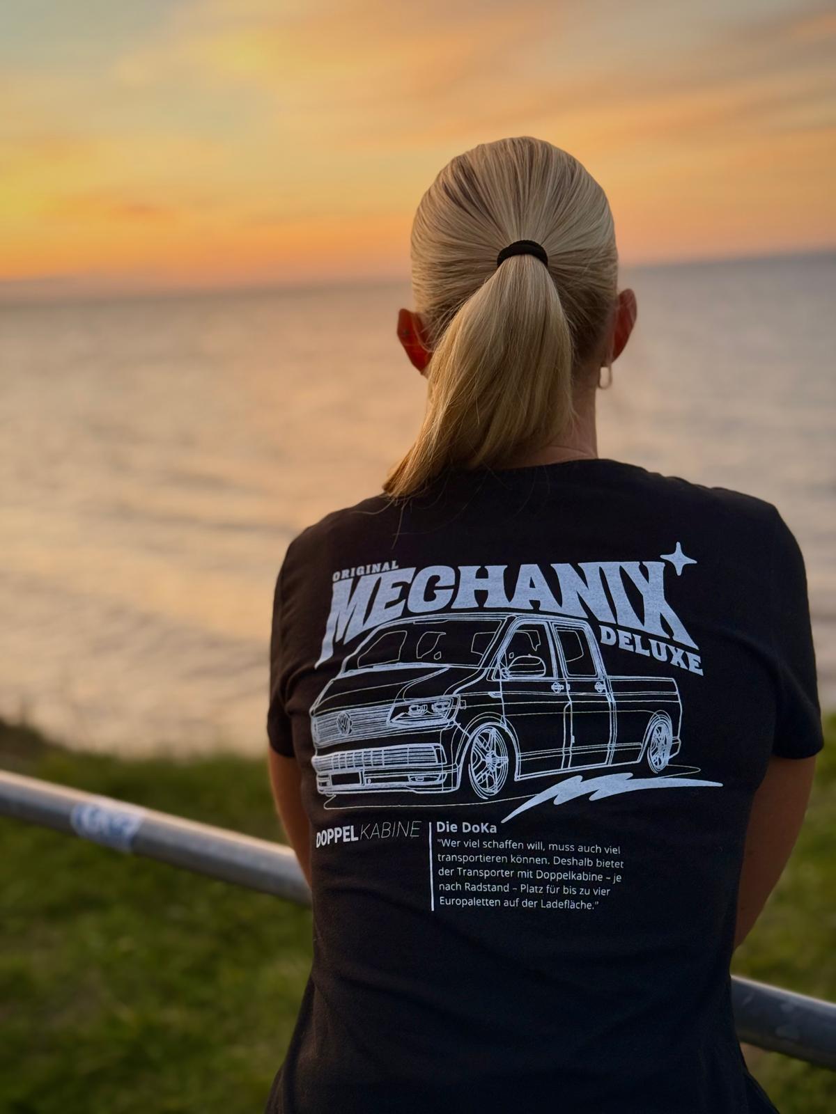 DoKa Magic Deluxe | Unisex T-Shirt